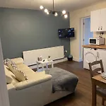 2Bed Apartment Free Parking